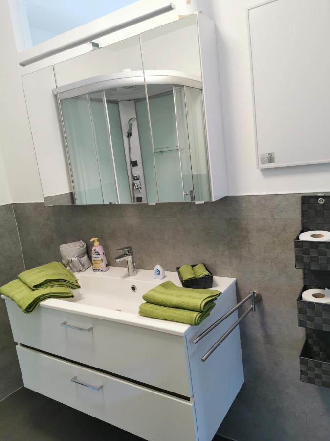 Homew4 - Rosen Apartment Hoheneich 外观 照片